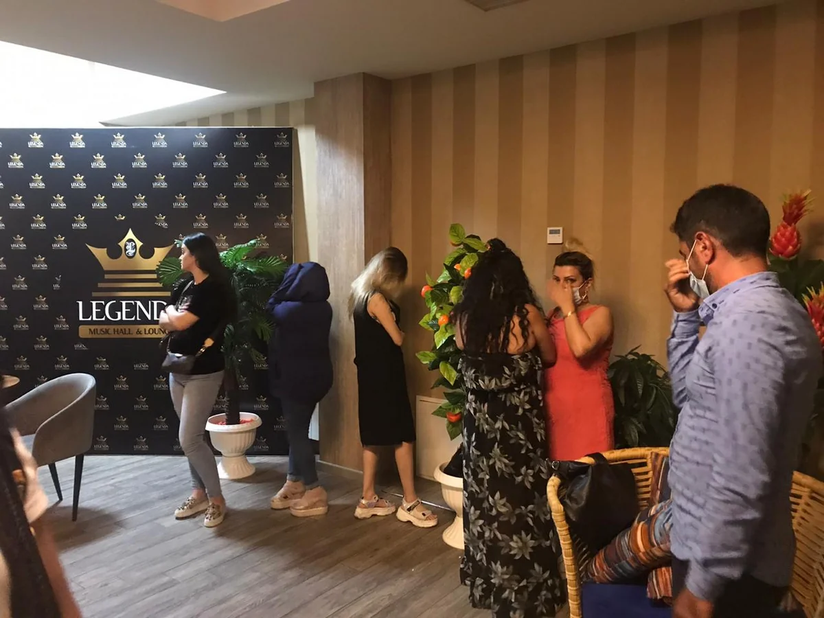 Bakıda karantini pozan restoran aşkarlandı,  46 nəfər cərimələndi