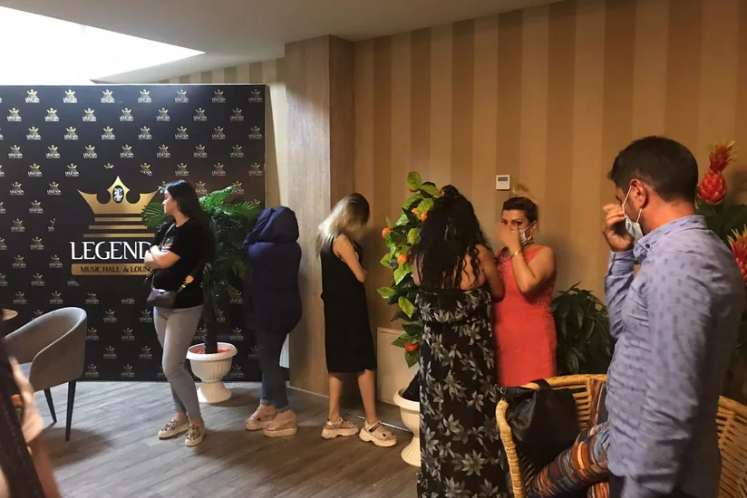 Bakıda karantini pozan restoran aşkarlandı,  46 nəfər cərimələndi