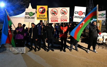 Акция протеста на дороге Ханкенди-Лачын продолжается несмотря на морозную погоду