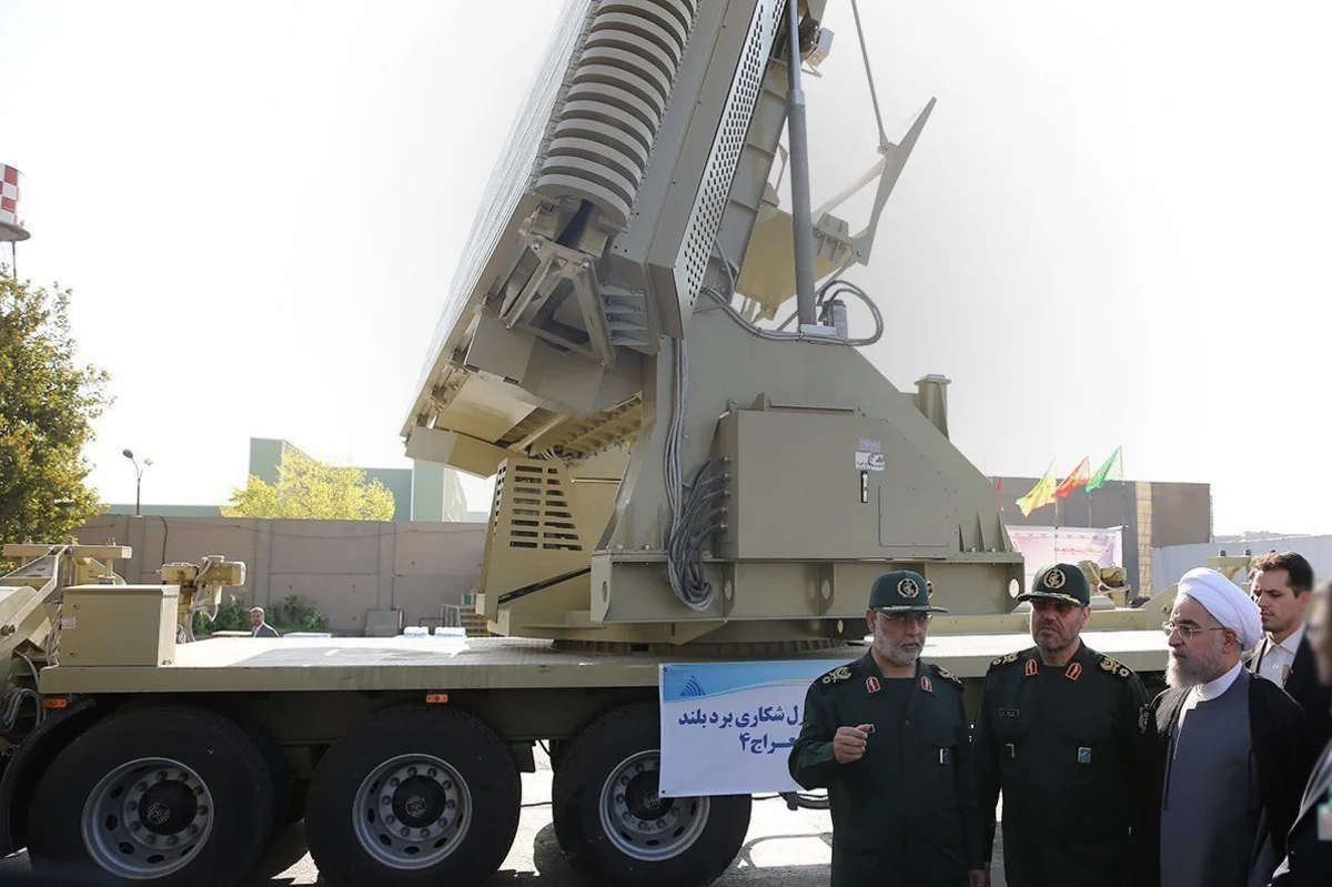 Iran displays new mobile missile defense system