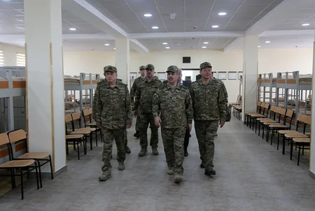 Presidential Aide, Defense Minister inspect newly-constructed foremost military unit  VIDEO