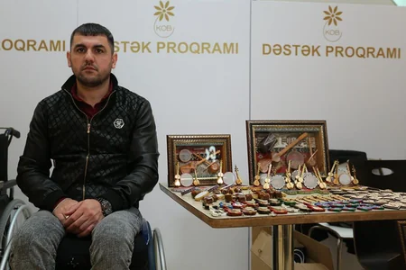 KOBİA-nın dəstəyi ilə əlilliyi olan şəxslərin əl işlərinin satış-sərgisi keçirilir