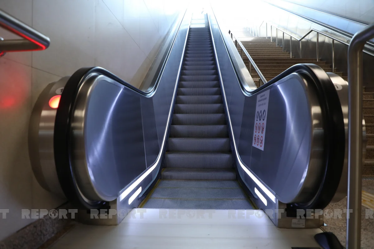 Bakı metrosuna 17 yeni eskalator gətirilir