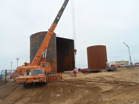 ​Pirallahıda yeni neft yığım parkı tikilir
