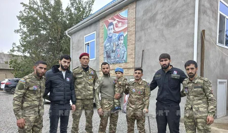 Yaralansa da, yenidən döyüşlərə qatılan şəhidin xatirəsi yad edilib