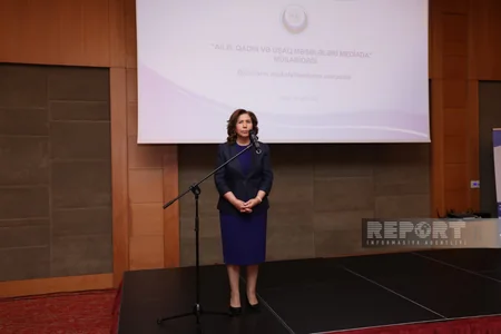 Dövlət Komitəsi Reportun əməkdaşını mükafatlandırıb