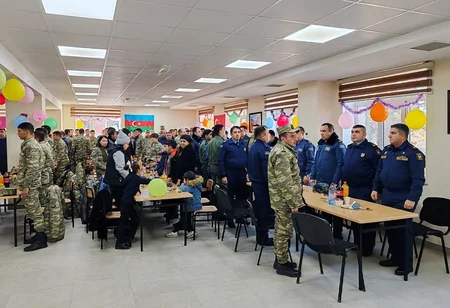 Dünya Azərbaycanlılarının Həmrəyliyi Günü və Yeni il münasibətilə Azərbaycan Ordusunda silsilə tədbirlər keçirilib