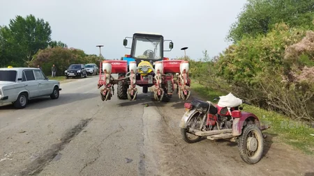 Salyanda motosiklet traktorla toqquşub, yaralanan var