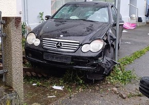 При наезде автомобиля на толпу в Германии пострадали пять человек