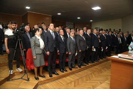 Gəncədə Heydər Əliyevin 100 illik yubileyinə həsr olunmuş regional konfrans keçirilib