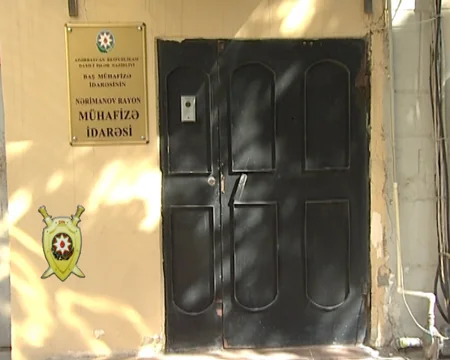 Polis aptekdən oğurluğa cəhd göstərən şəxsi hadisə yerində saxlayıb
