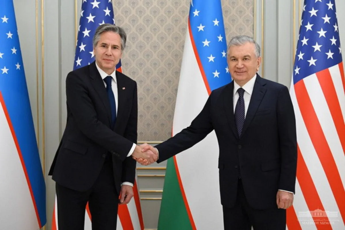 Президент Узбекистана принял делегацию США во главе с госсекретарем