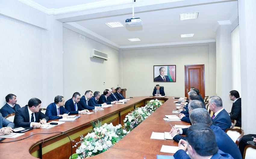 Kənd Təsərrüfatı Nazirliyində ölkədə taxıl əkininə hazırlıq prosesinə həsr olunmuş müşavirə keçirilib