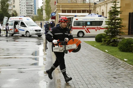 ​FHN Bakı Ali Neft Məktəbində təlim kursu keçirib - FOTO/VİDEO