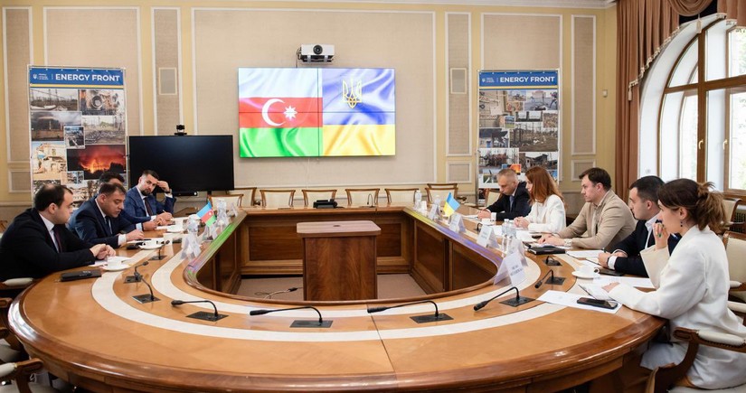Azerbaijani ambassador meets with newly appointed Ukrainian energy minister