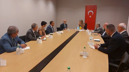 Çavuşoğlu Əminə Cabbar və Mustafa Cəmilovla görüşüb