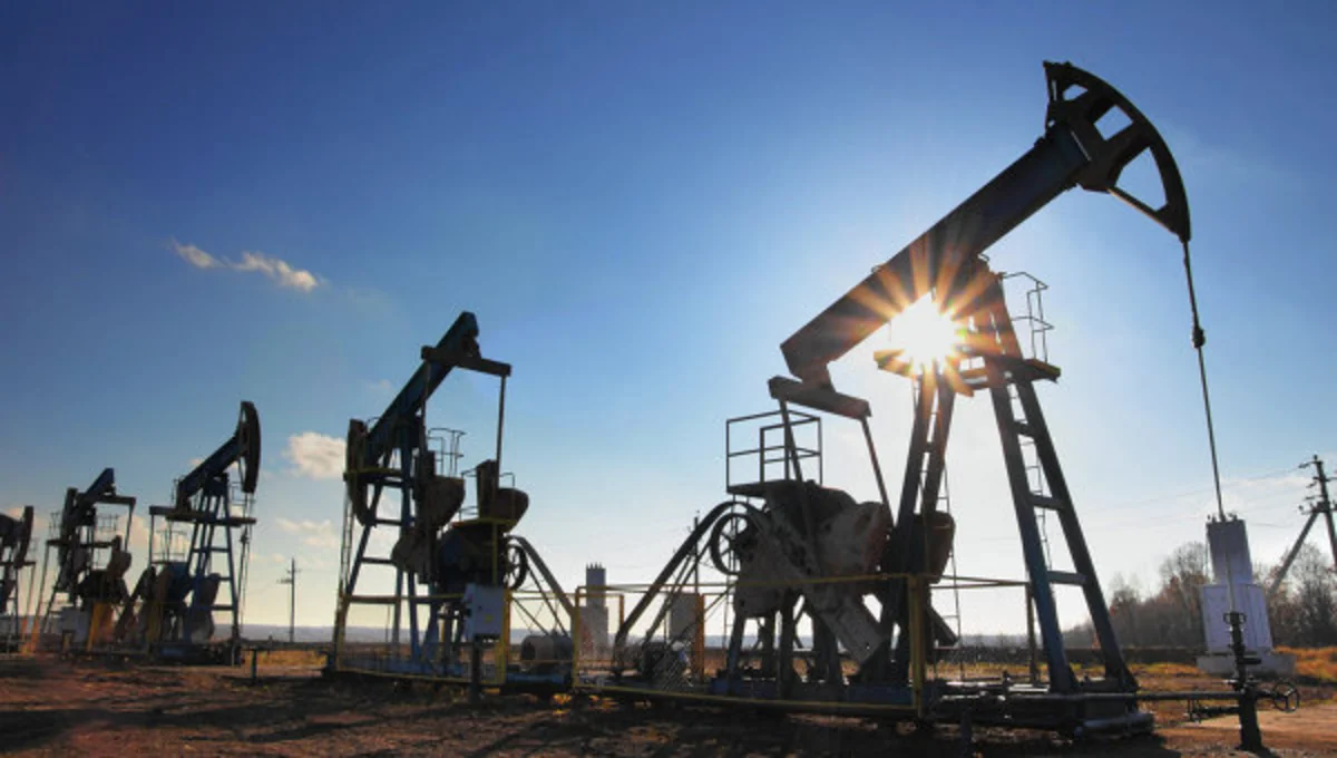 Стоимость нефти снизилась до 60 долларов