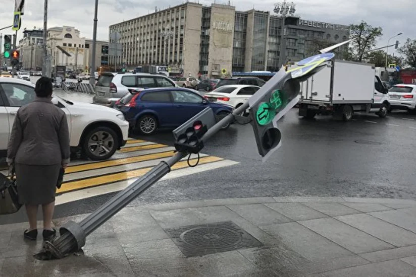 Число жертв урагана в московском регионе возросло до 16 человек