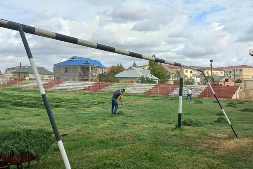 Biləsuvar şəhər stadionu təmir edilir