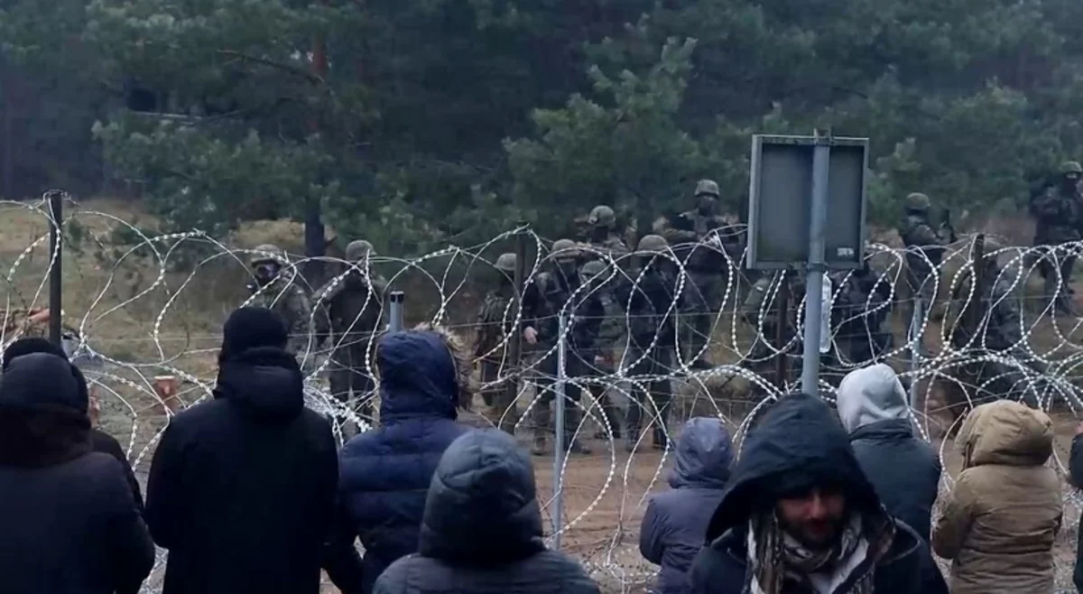 Польша заявила о попытке 46 мигрантов незаконно попасть в страну из Беларуси