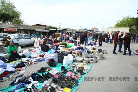 Ən ucuz əşya 20 qəpiyə, ən bahalısı 350 manata satılır - BAZARDAN VİDEOREPORTAJ
