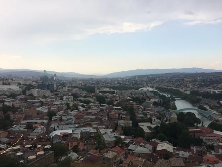 Hamının tanıdığı Tbilisi: Dəyişən gürcülər və dəyişdirən turistlər  - REPORTAJ
