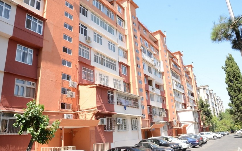 Bakıda yeni liftlərin quraşdırılması davam edir
