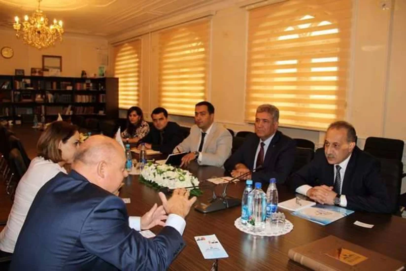 Polşa səfiri Bilik fondunda görüş keçirib