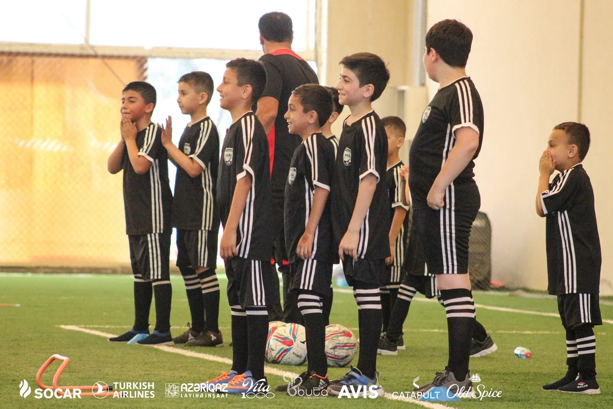 Şəhid övladları üçün “IV Neftçili Yay Futbol Düşərgəsi” təşkil edilib