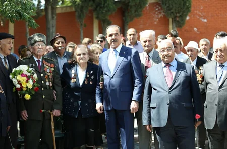 Gəncədə 9 May - Qələbə Günü qeyd edilib - FOTO - VİDEO