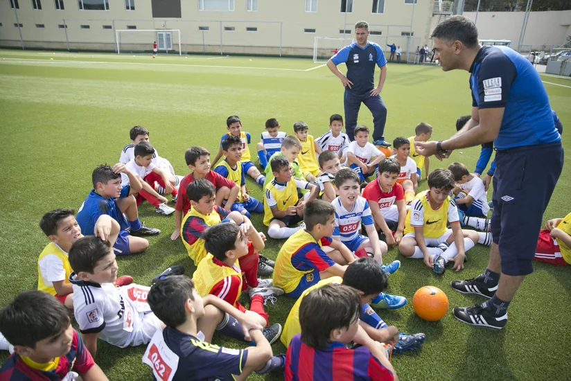 Mançester Yunayted Yay Futbol Məktəbinə növbəti seçim başlayır
