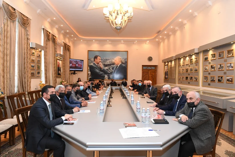 Dövlət Komitəsində “Tanrı yoxuşu” kitabının təqdimatı keçirilib