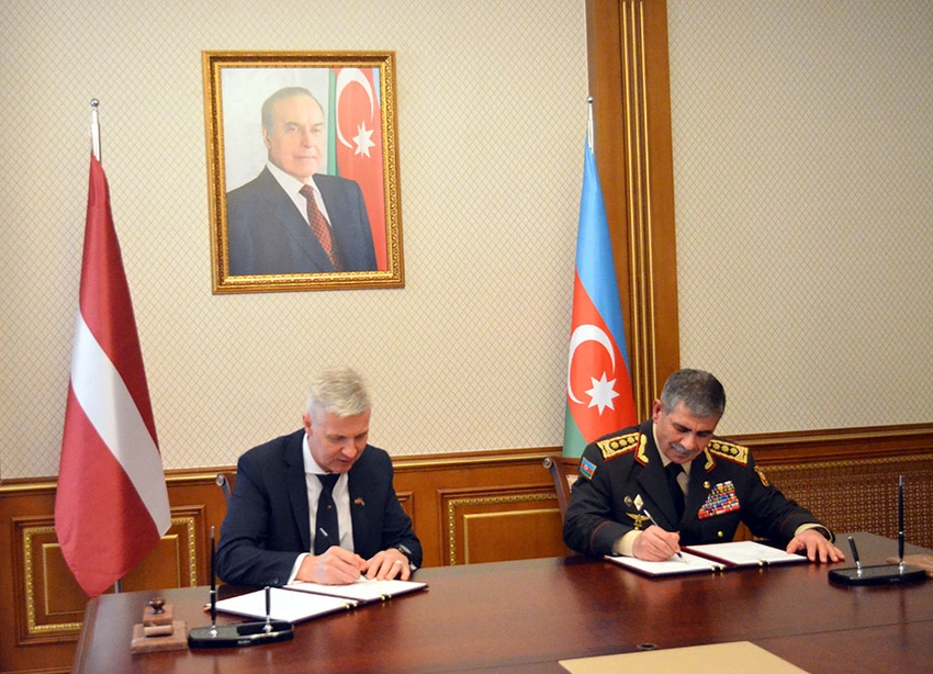 Azərbaycanla Latviya müdafiə sahəsində əməkdaşlıq sazişi imzalanıb