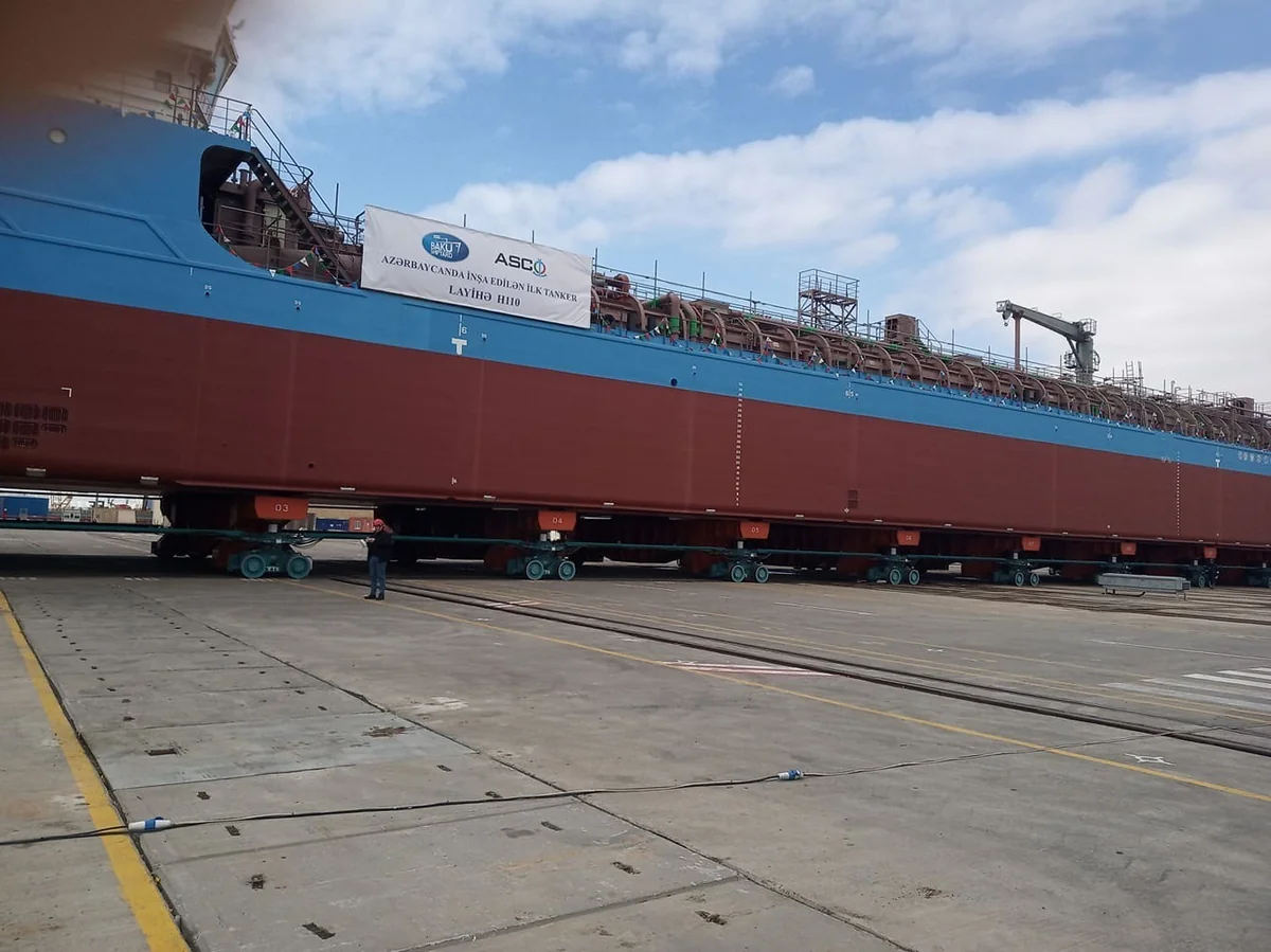 “Laçın” neftdaşıyan tankerinin suya salınma mərasimi keçirilib