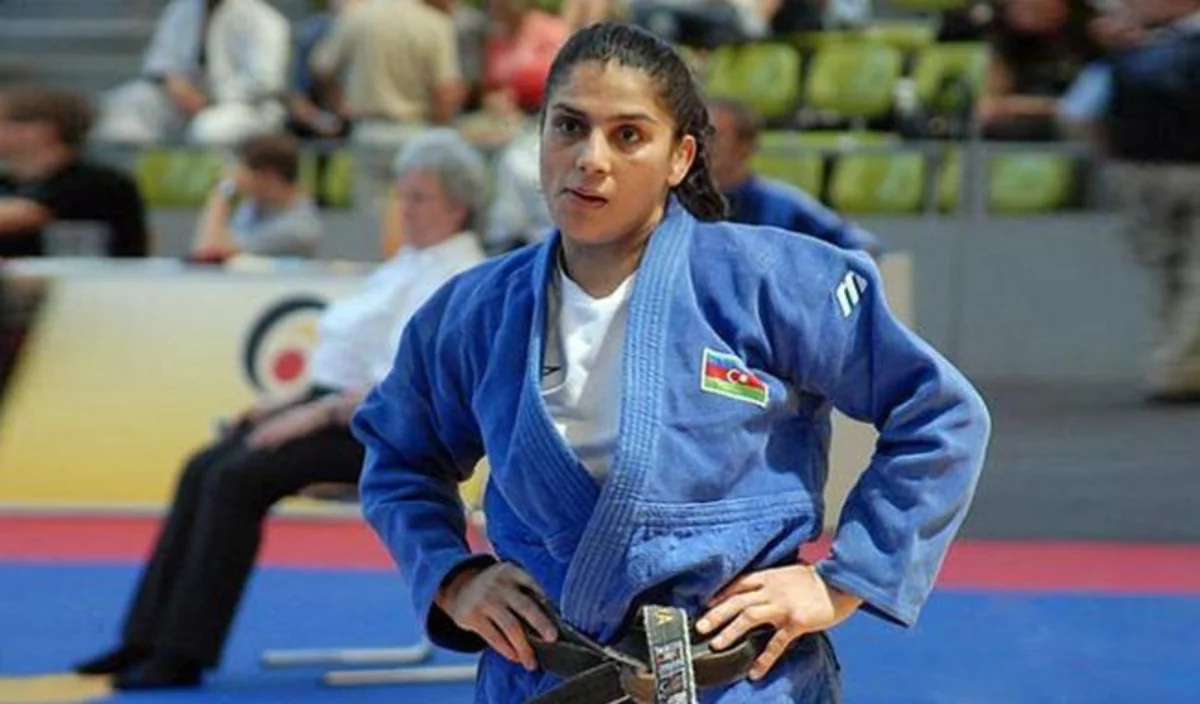Zülfiyyə Hüseynova dünya çempionatında gümüş medal qazanıb