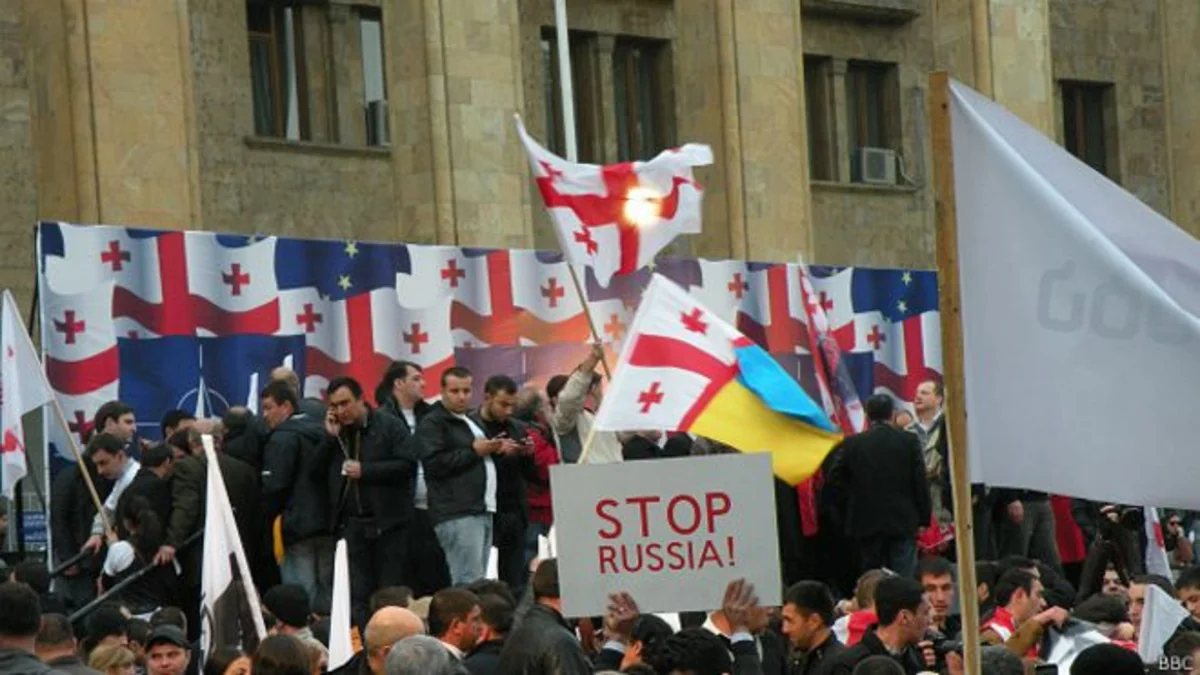 Tiflisdə Stop Russia! şüarı altında aksiya keçirilib