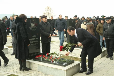 Gəncədə 20 Yanvar faciəsinin ildönümü ilə əlaqədar ümümşəhər tədbiri keçirilib