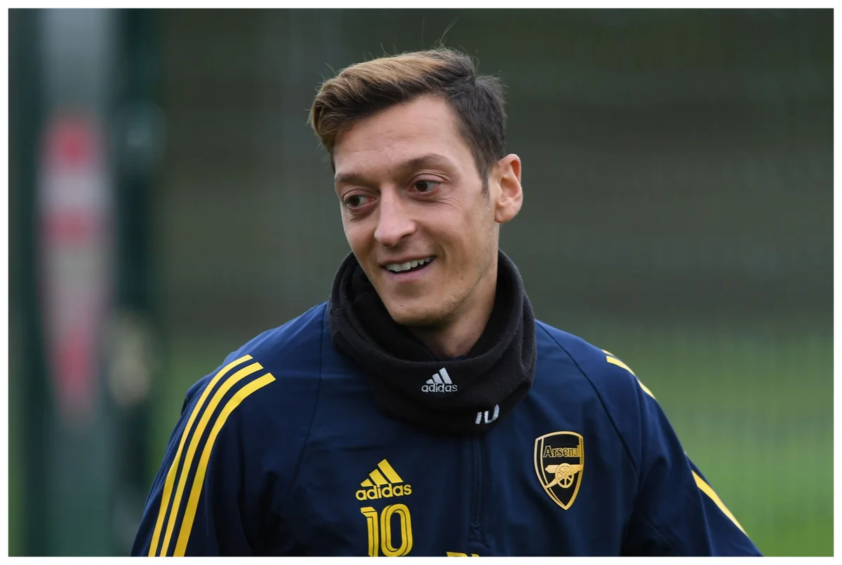 Mesut Özil Azərbaycanda İlin Döyüşkən Legioneri seçildi