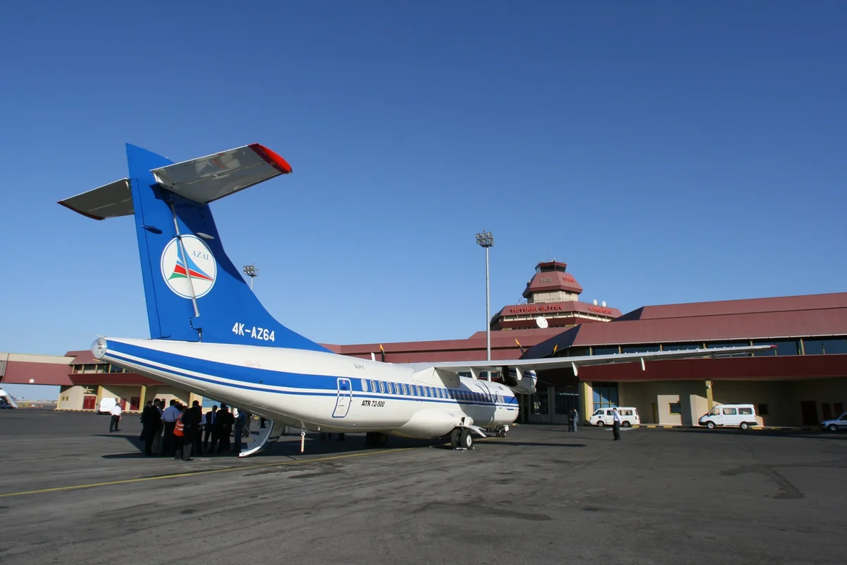 ​AZAL проводит скидочную акцию на авиабилеты по маршруту Баку-Лондон