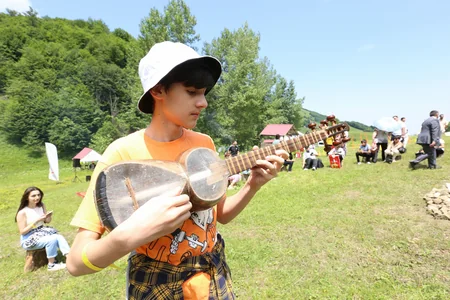 Uşaq İncəsənət Festivalının iştirakçıları üçün yay düşərgəsi təşkil olunub