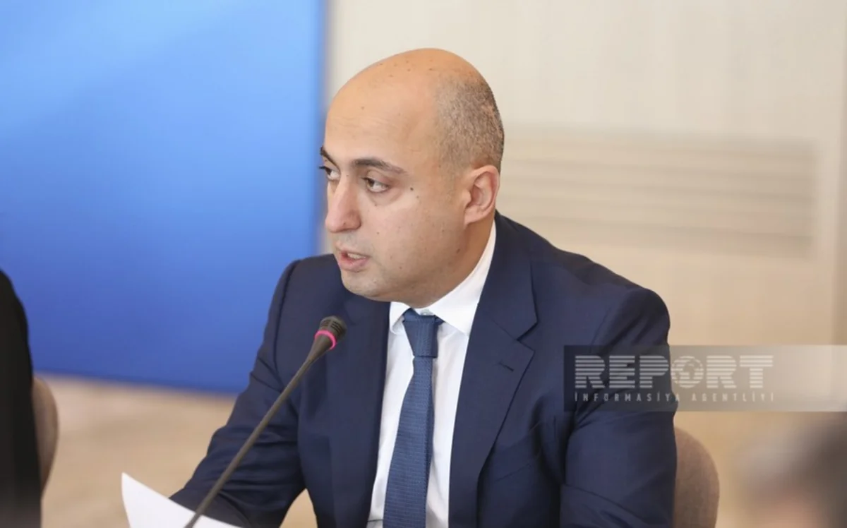 Emin Əmrullayev: Dərs saatlarının bölgüsündə sertifikatlaşdırma balı nəzərə alınacaq