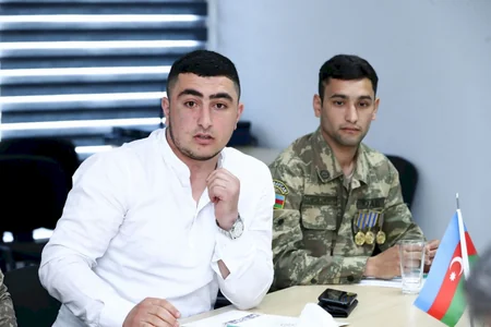 Bir qrup Vətən müharibəsi qazisi ilə növbəti görüş olub