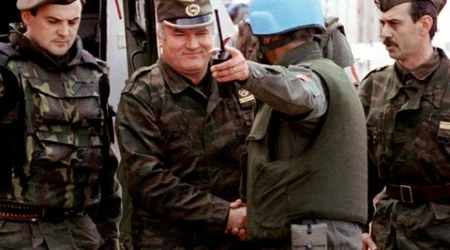 Srebrenitsadakı soyqırımda Hollandiya hərbçilərinin iştirakı rəsmən təsdiqlənib