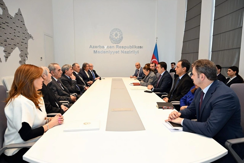 Группе деятелей искусства вручены Почетные дипломы Министерства культуры