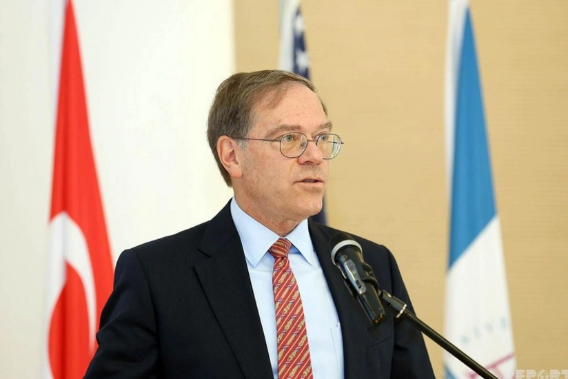 Səfir: ABŞ Azərbaycan və Ermənistan arasında problemlərin həllinə kömək etməyə hazırdır