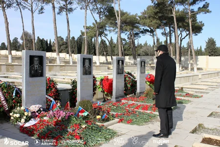 Neftçi klubu şəhid və qazi azarkeşlərinin ailələrini ziyarət etdi