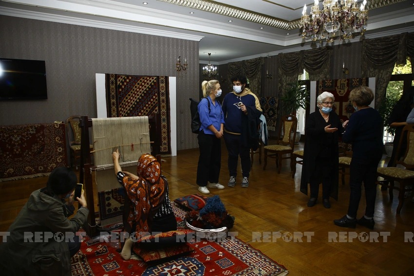 Tbilisidə Borçalı xalçaları nümayiş etdirilib, ustad dərsi keçirilib