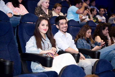 “CinemaPlus”da “Playboy əməliyyatçı” filminin azərbaycan dilində nümayişi keçirilib - VİDEO