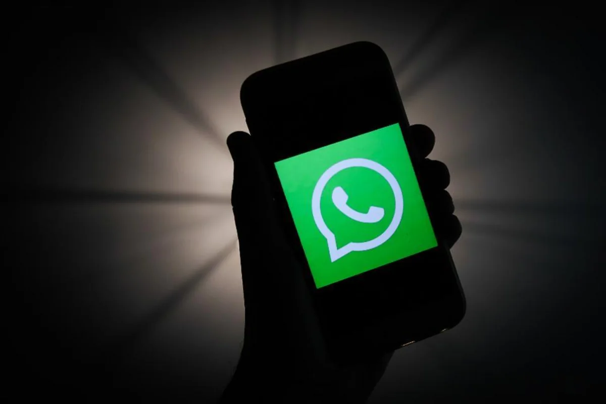 В работе WhatsApp произошел сбой