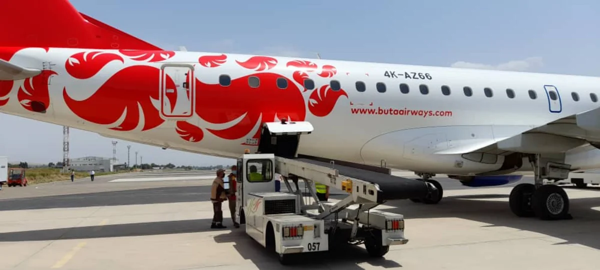 Azərbaycan Tacikistana 40 min doza vaksin göndərib